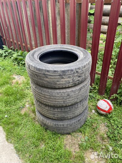 Continental ContiCrossContact LX 215/65 R16 98H