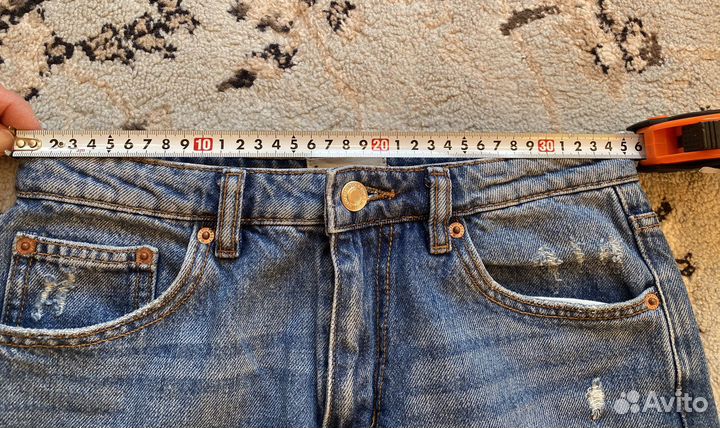 Джинсы c потертостями Tally Weijl