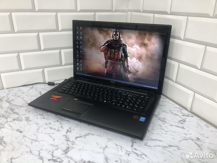 MSI MS-1758/Core i5/nvidia GeForce940M/SSD+HDD