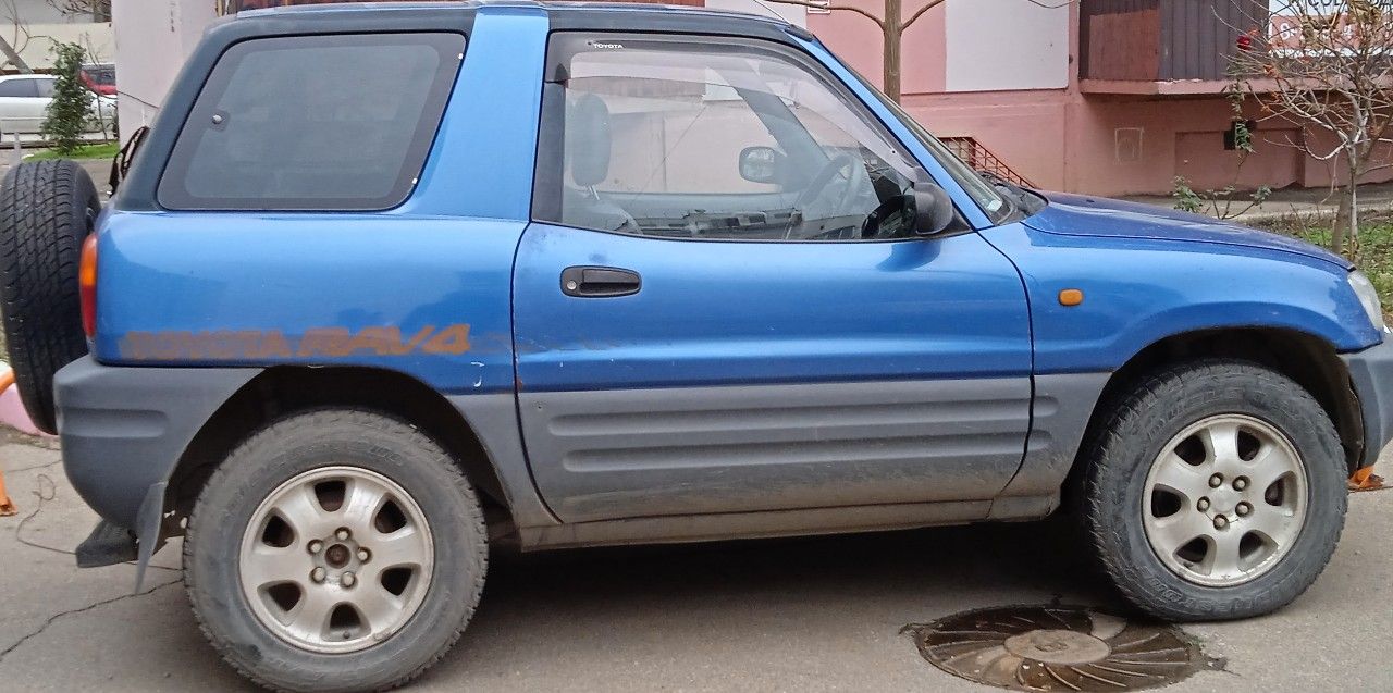 Toyota RAV4: фото владельца