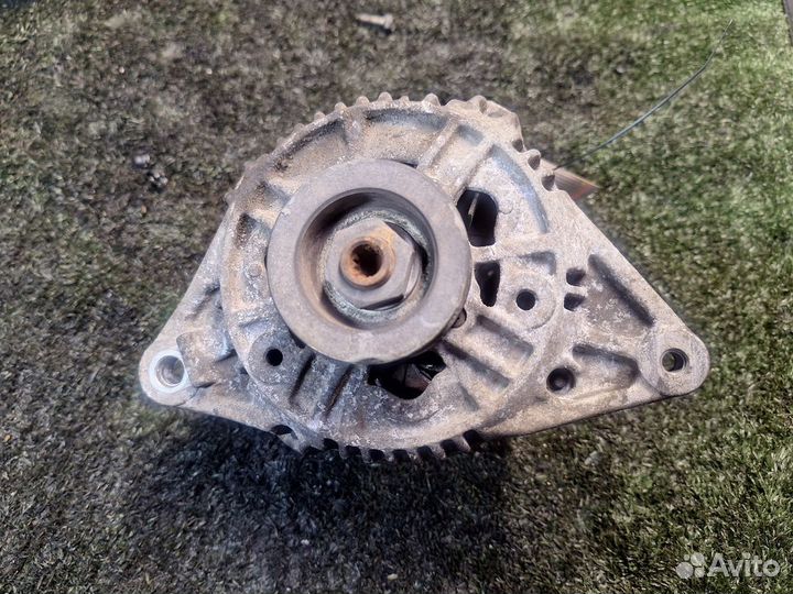 Генератор 4G93 Mitsubishi Carisma DA2A MD327551 0123315018