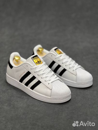 Кроссовки Adidas Superstar