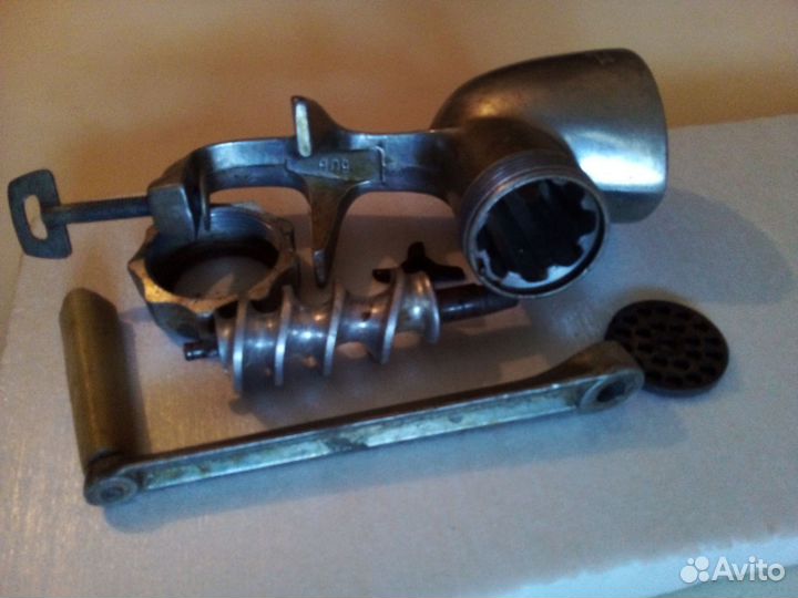 Мясорубка ручная