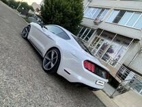 Ford Mustang 3.7 AT, 2017, 130 000 км, с пробегом, цена 3 100 000 руб.