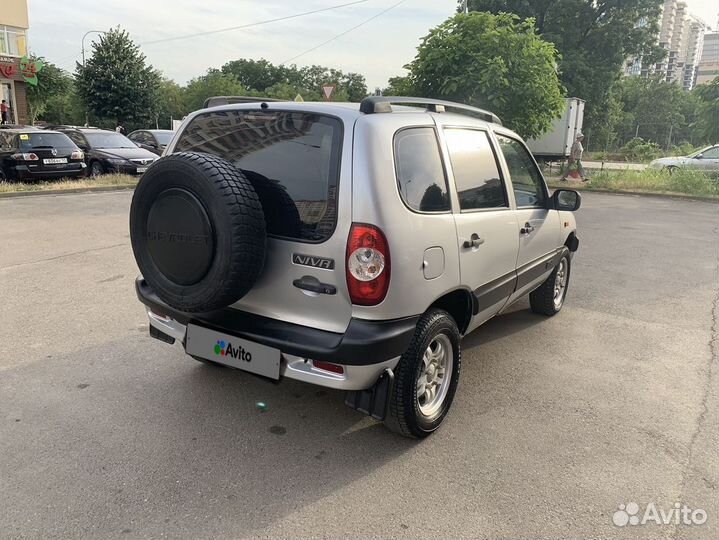 Chevrolet Niva 1.7 МТ, 2003, 180 000 км