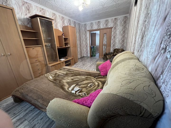 2-к. квартира, 51 м², 1/5 эт.