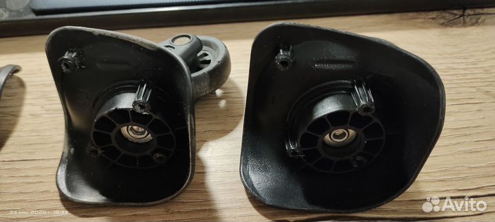 Колеса для чемодана для ремонта