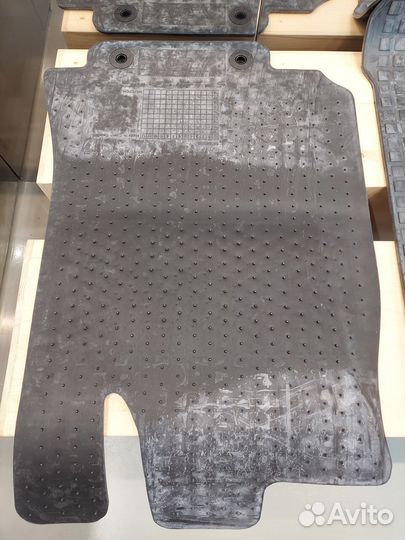 Ковры Mercedes V251 оригинал новые
