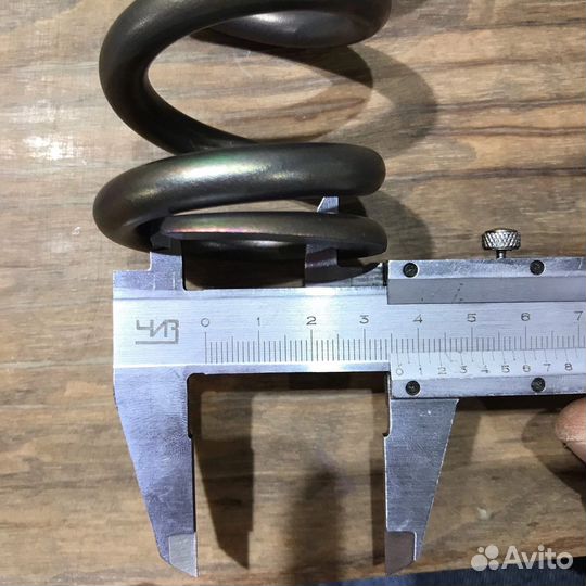 Пружина титановая