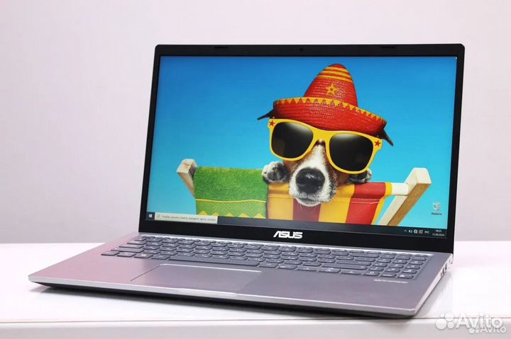 Ноутбук Asus VivoBook / Core i3 / IPS / SSD