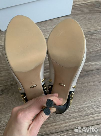 Туфли женские 37 размер Vitacci