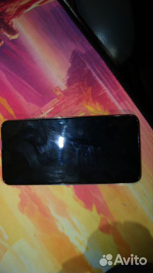 Samsung Galaxy S23, 8/256 ГБ