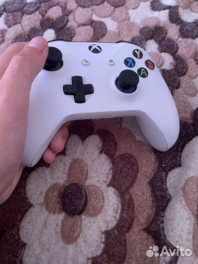 Геймпад xbox one s