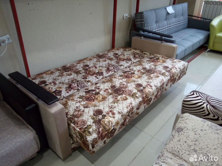 Диван книжка 