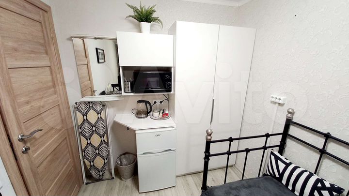 Комната 13 м² в 6-к., 1/5 эт.