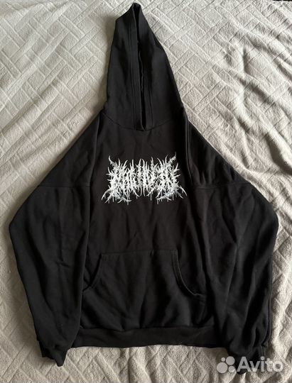 Толстовка черная с дрейн принтом