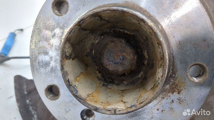 Ступица (кулак, цапфа) правая задняя BMW 5 E60