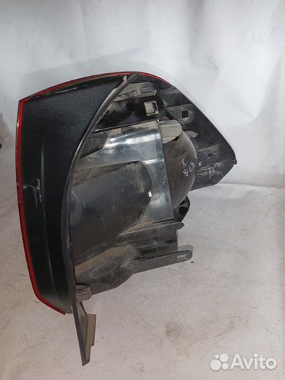 Фонарь задний левый Volkswagen Polo