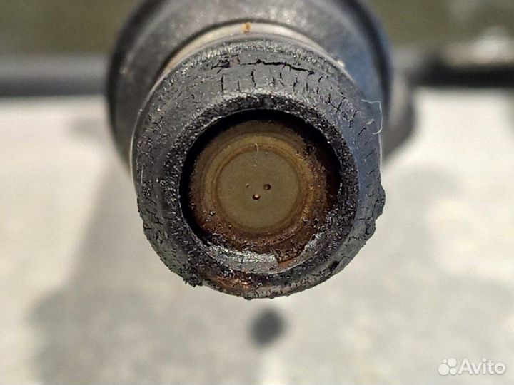 Топливная рампа Chevrolet Aveo T200 седан F14S3