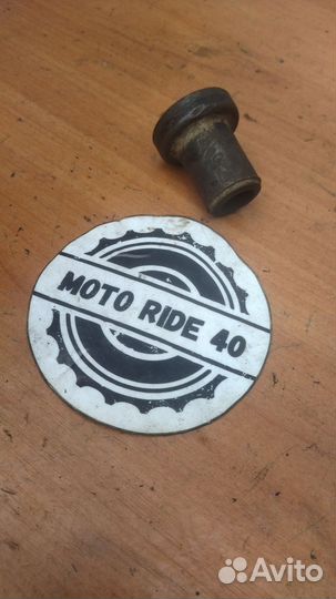 Втулка оси колеса иж