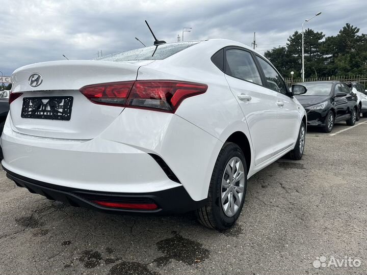 Hyundai Solaris 1.6 AT, 2024, 4 км