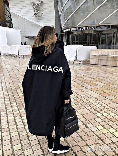 Balenciaga оригинал парка, плащ