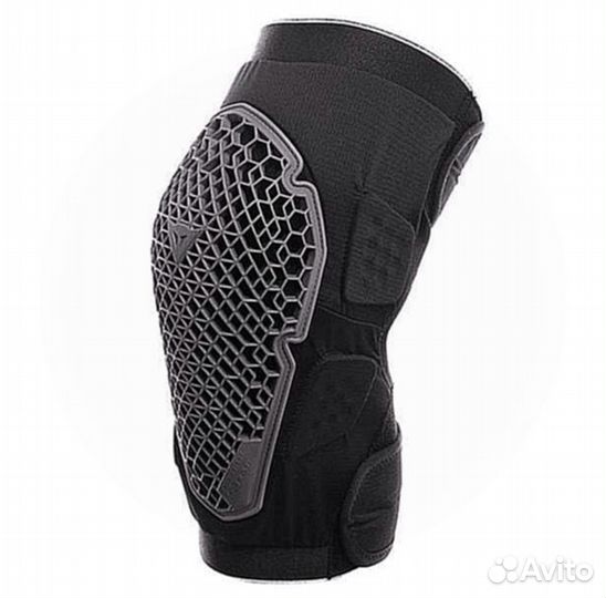 Защита колена горнолыжная Dainese