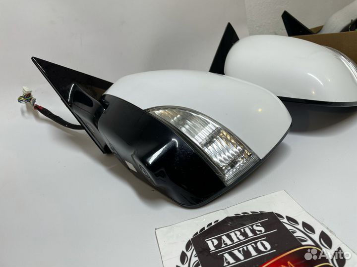 Зеркала Infiniti QX56 QX80 Z62 белые комплект