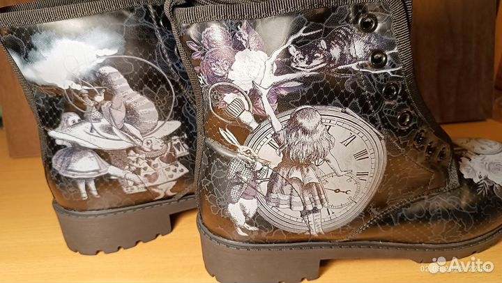 Ботинки женские, демисезонные, эксклюзивный дизайн