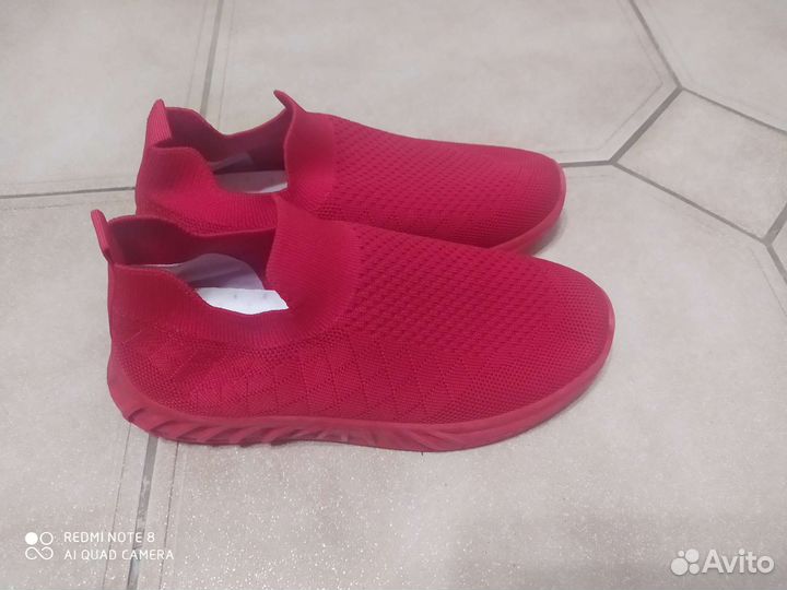 Кроссовки р.35