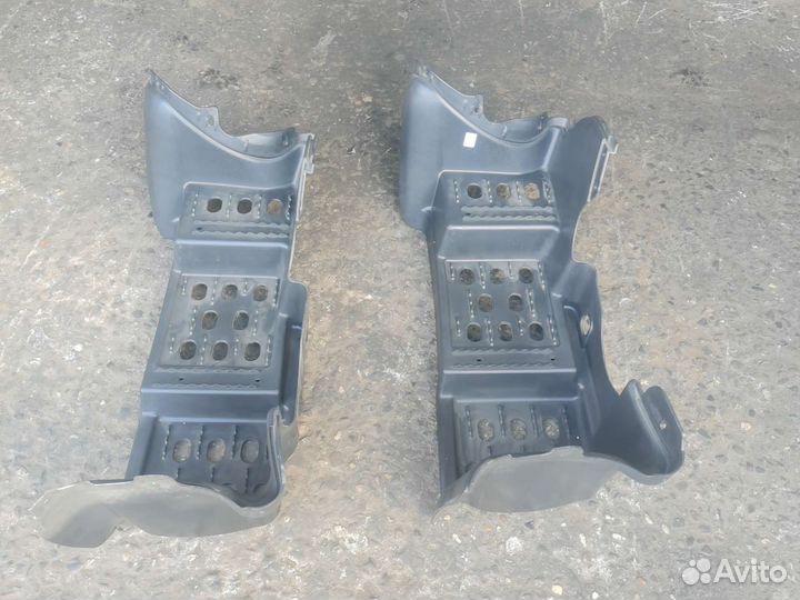 Подножка Правая Stels 500 gt