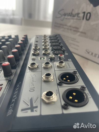 Микшерный пульт soundcraft signature 10