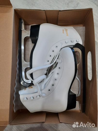 Коньки Graf davos gold фигурные Новые 32