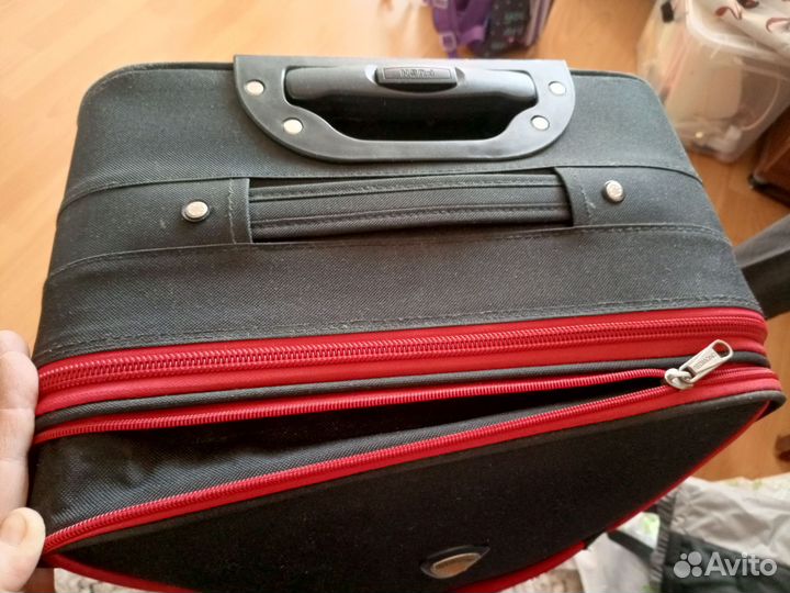 Чемодан redmond