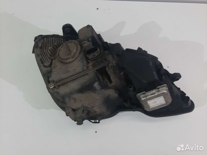 Фара левая mercedes w212