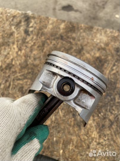 Шатун mitsubishi carisma