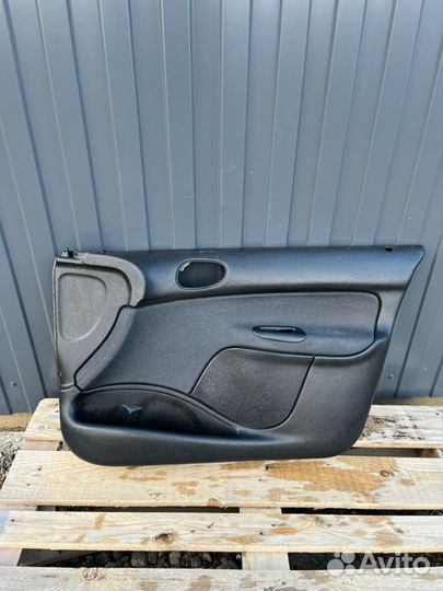 Карта двери передняя правая Peugeot 206 седан 1.4