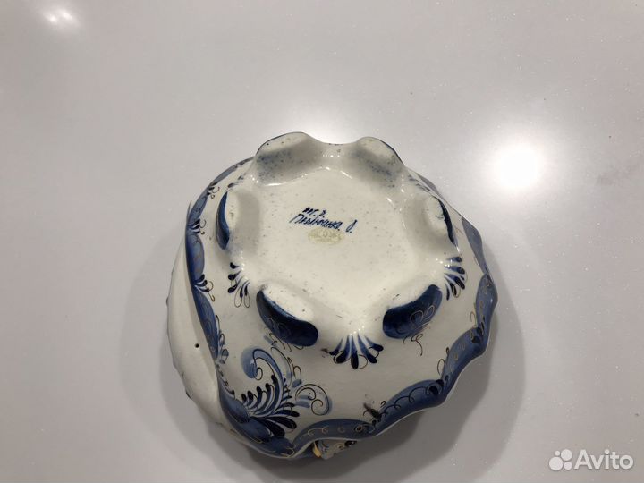 Пепельница- икорница Гжель, авторская работа