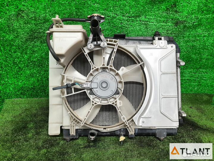 Радиатор основной toyota vitz