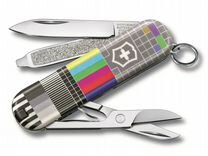 Нож Victorinox Classic LE21 Retro TV 0.6223.L2104