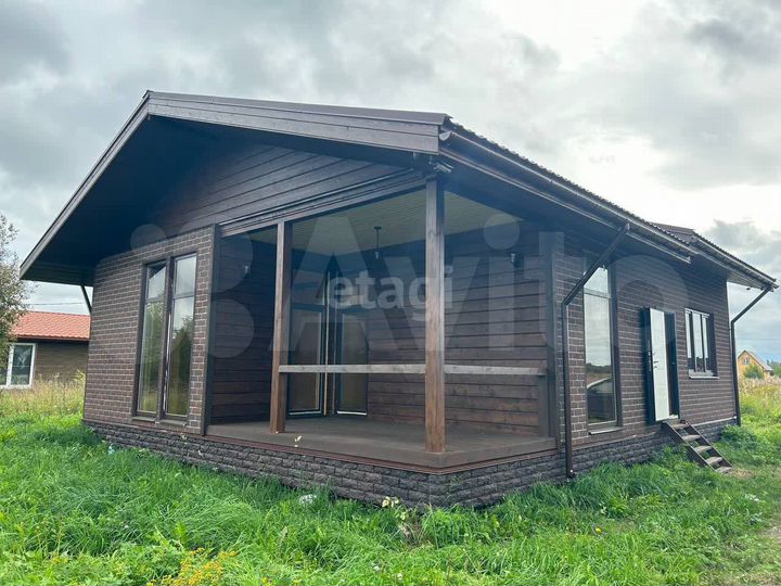 Дом 108 м² на участке 11 сот.