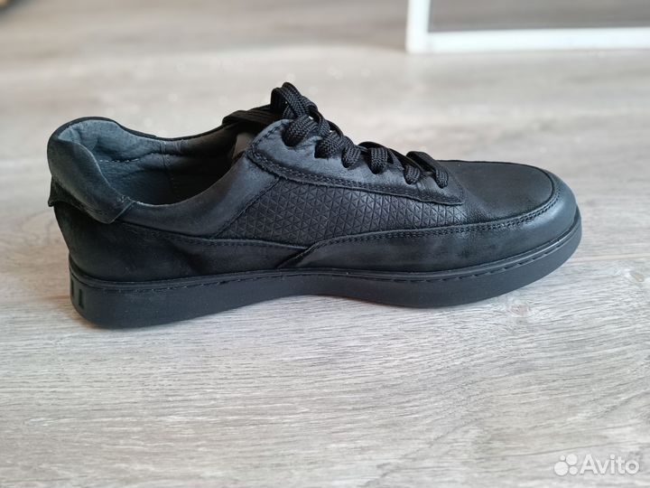 Полуботинки кожаные 42р