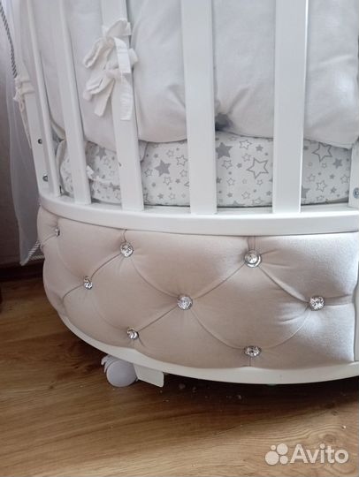 Детская кроватка трансформер с маятником