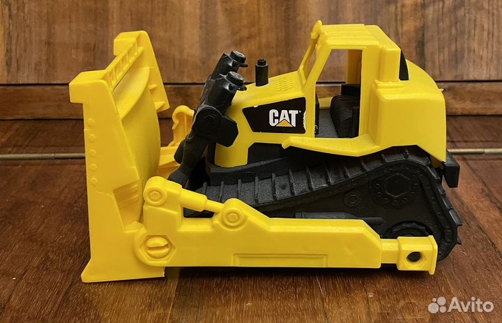 Бульдозер игрушка cat 10*17