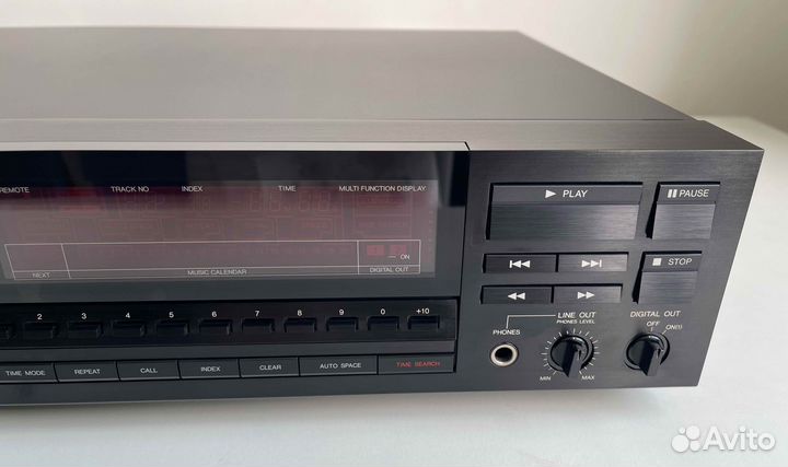 Винтажный проигрыватель CD Denon DCD-1700