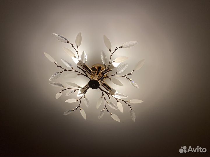 Люстра и 2 бра