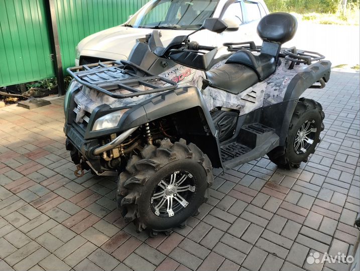 CF Moto 800 terralander