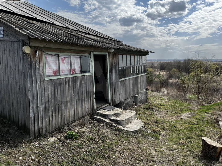 Дом 53 м² на участке 42 сот.