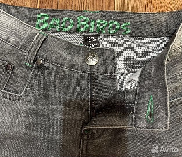 Шарф клуба Спартак-Москва, джинсы на подростка