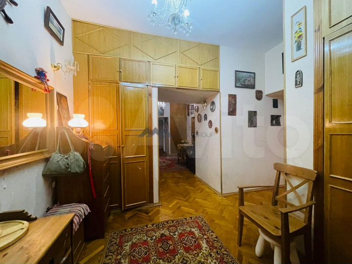 4-к. квартира, 154,4 м², 9/10 эт.